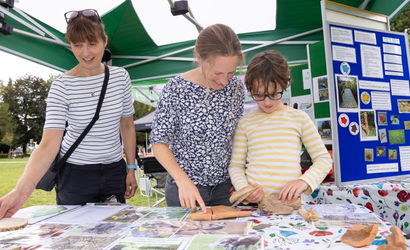 Checking out ancient pottery found in Pishiobury Park