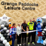 Colin Jackson cutting the ribbon at Grange Paddocks
