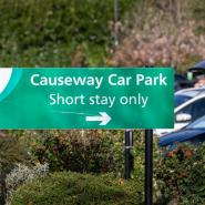 Directional signage to Causeway car park