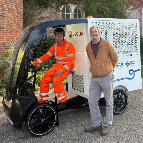 Councillor Tim Hoskin with one of the e-bikes